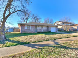 Sold home at 1712 Chamblee Drive
