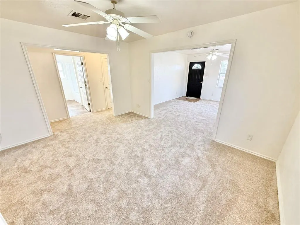 Photo 9 — 1102 N Lee Street, Altus, OK 73521