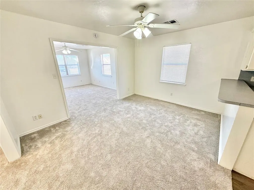Photo 10 — 1102 N Lee Street, Altus, OK 73521