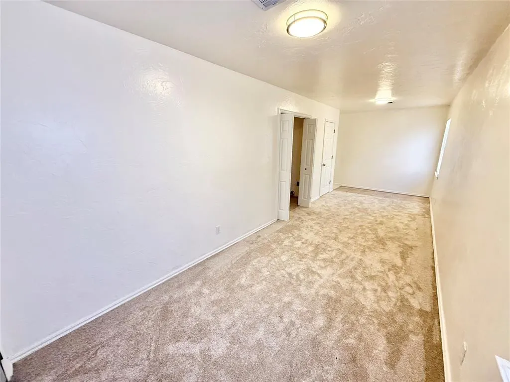 Photo 29 — 1102 N Lee Street, Altus, OK 73521