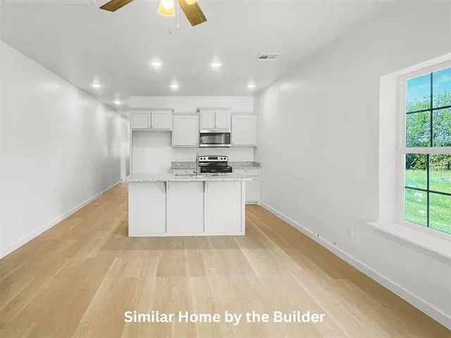 Photo 3 — 1711 SW Washington Avenue, Lawton, OK 73501