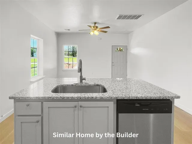 Photo 6 — 1711 SW Washington Avenue, Lawton, OK 73501