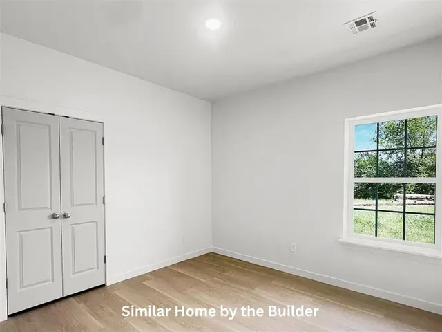 Photo 7 — 1711 SW Washington Avenue, Lawton, OK 73501