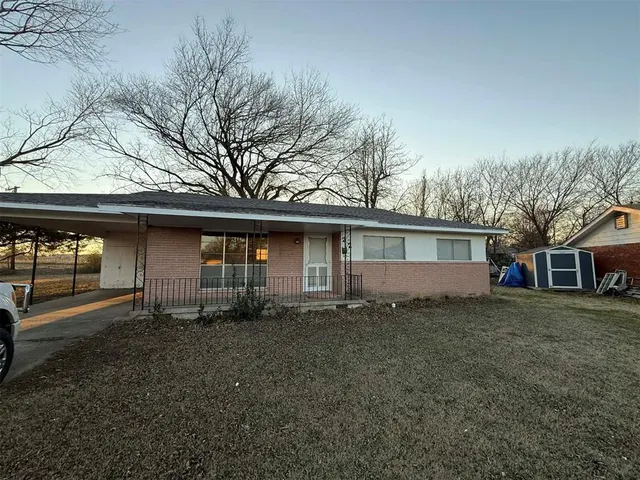 Photo 2 — 22 E Rondel Avenue, Wewoka, OK 74884
