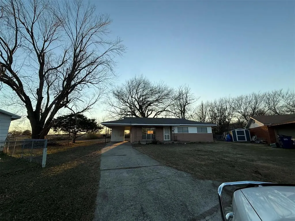 Photo 3 — 22 E Rondel Avenue, Wewoka, OK 74884