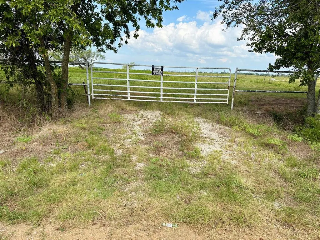 Photo 3 — Loves Valley Road, Marietta, OK 73448