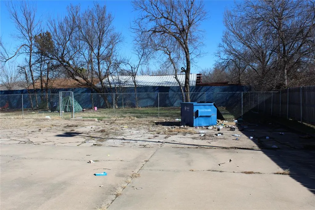 Photo 16 — 5720 S Pennsylvania Avenue, Oklahoma City, OK 73119