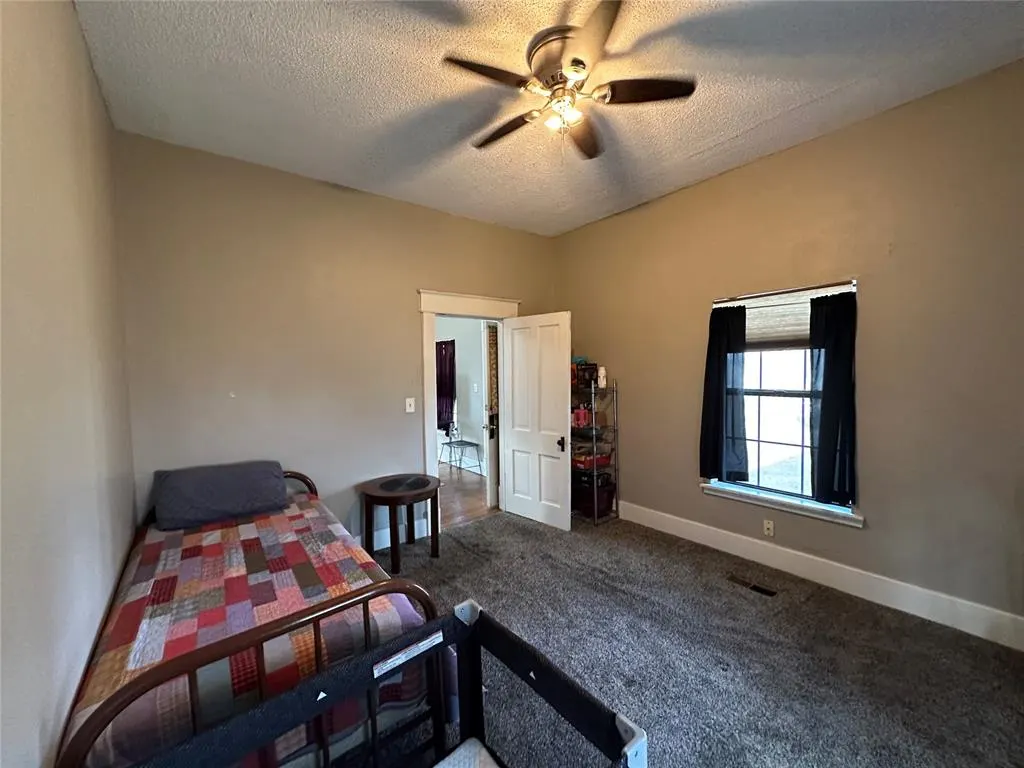 Photo 21 — 1207 E 10th Street, Shawnee, OK 74801