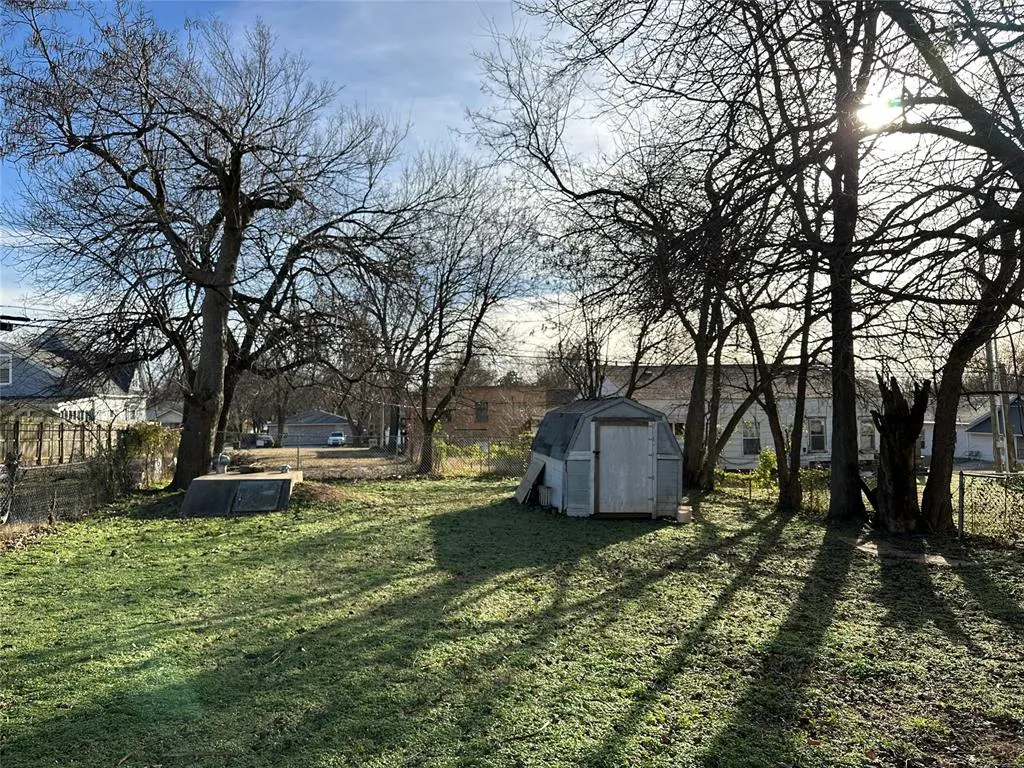 Photo 25 — 1207 E 10th Street, Shawnee, OK 74801