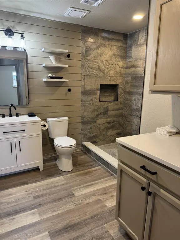 Photo 12 — 2101 Galaxy Drive, Altus, OK 73521