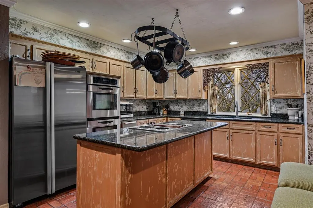 Photo 14 — 1248 Davinbrook Drive, Oklahoma City, OK 73118