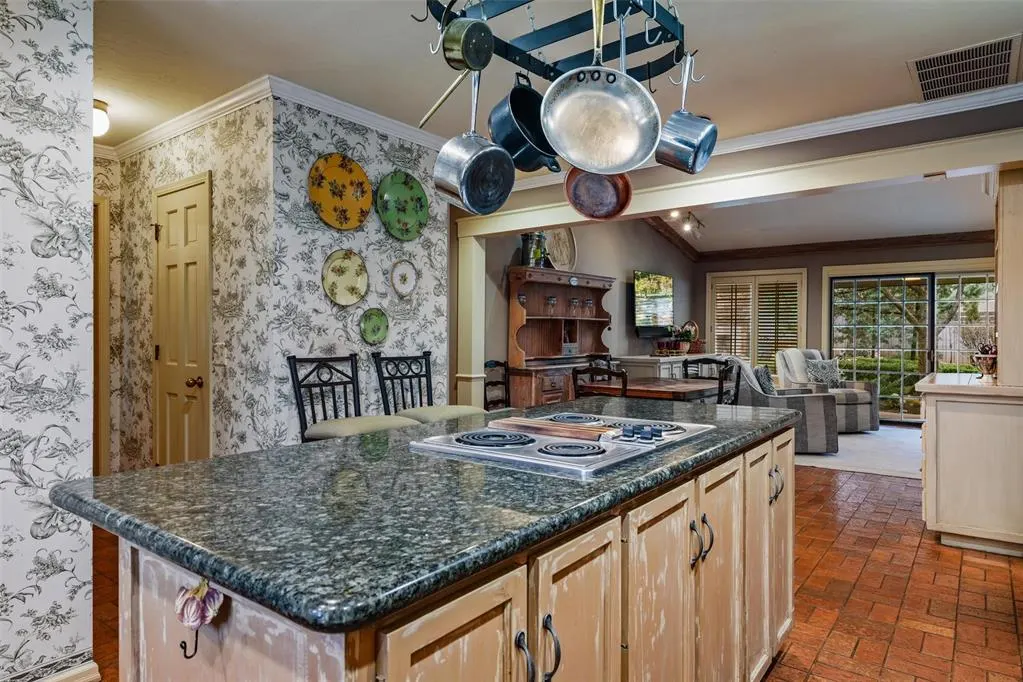 Photo 16 — 1248 Davinbrook Drive, Oklahoma City, OK 73118