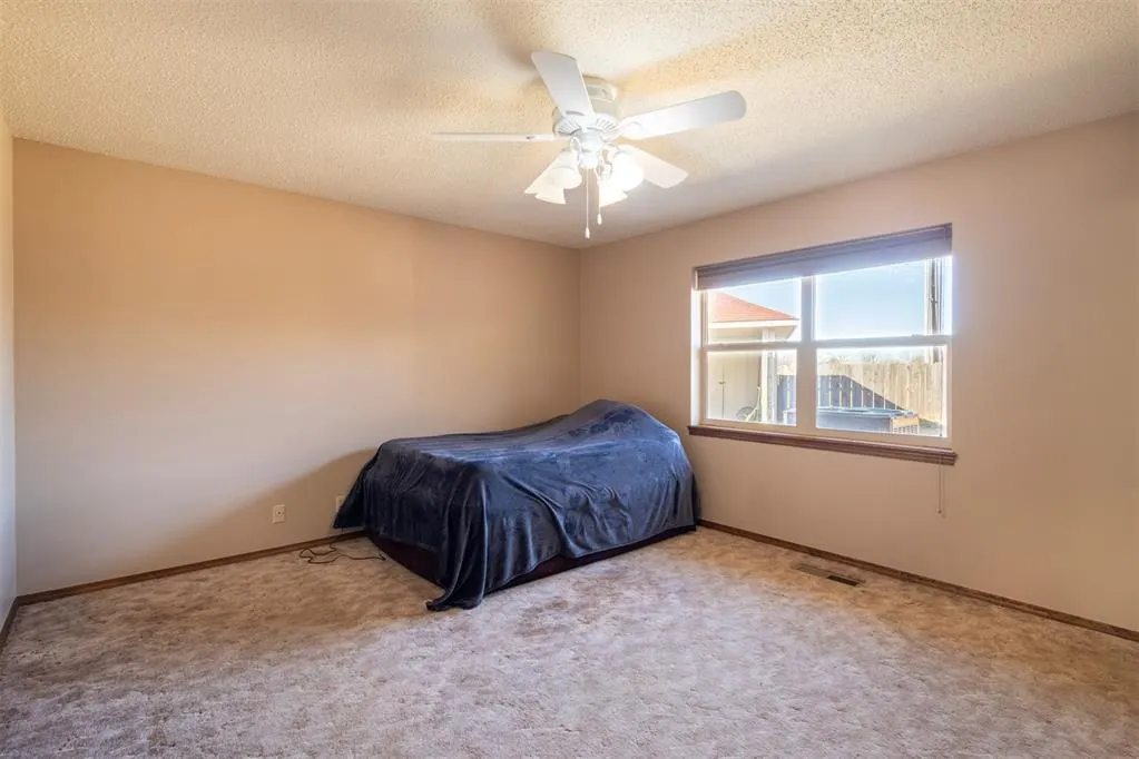 Photo 18 — 309 Connie Drive, Elk City, OK 73644
