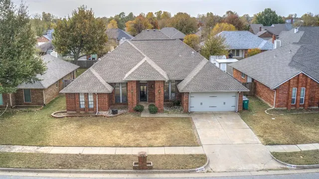 Photo 3 — 8316 NW 106th Street, Oklahoma City, OK 73162
