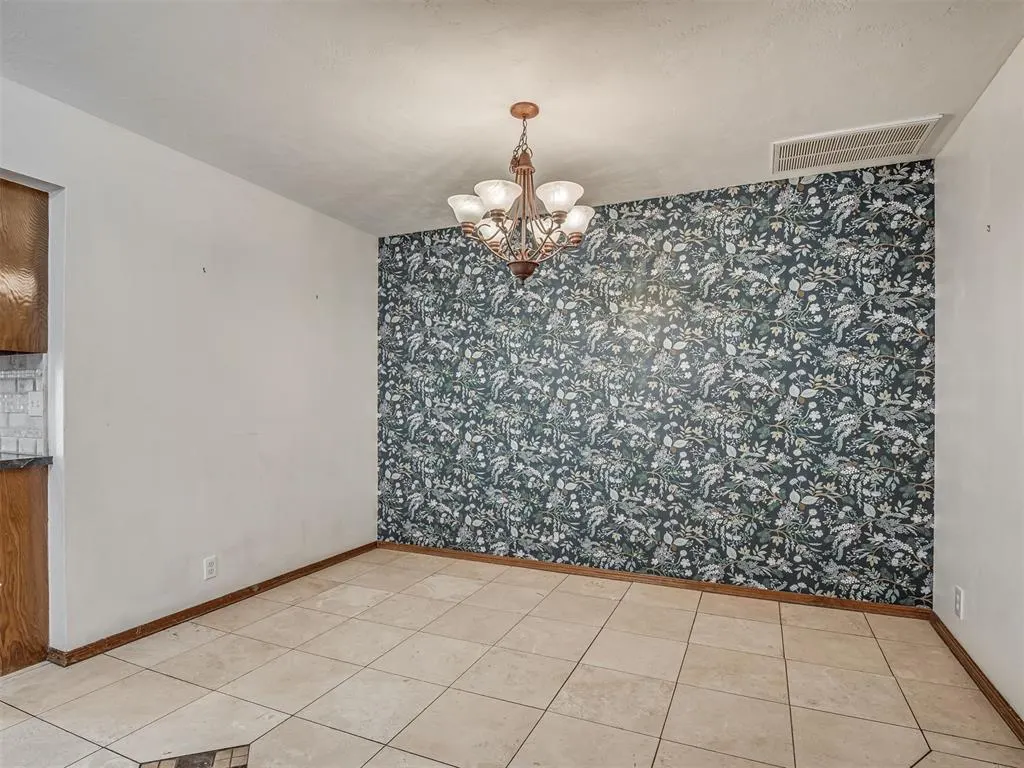 Photo 22 — 8909 Tracy Drive, Oklahoma City, OK 73132
