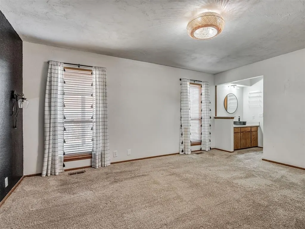Photo 30 — 8909 Tracy Drive, Oklahoma City, OK 73132