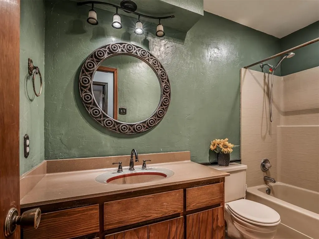 Photo 38 — 8909 Tracy Drive, Oklahoma City, OK 73132