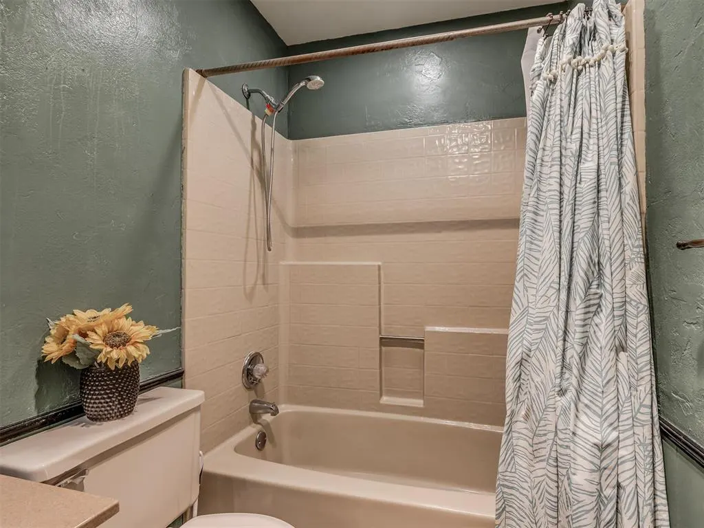 Photo 39 — 8909 Tracy Drive, Oklahoma City, OK 73132