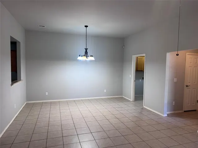 Photo 3 — 2525 W Oklahoma Avenue, Guthrie, OK 73044