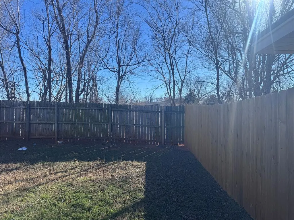 Photo 13 — 2525 W Oklahoma Avenue, Guthrie, OK 73044