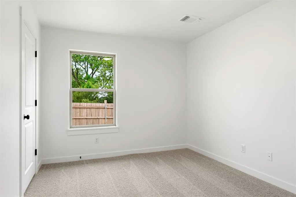 Photo 14 — 3731 Eureka Drive, Norman, OK 73069