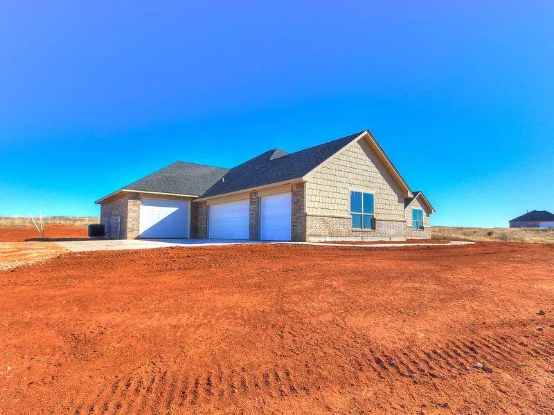 Photo 3 — 6684 N Hiwassee Road, Coyle, OK 73027