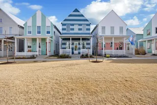 Sold home at 966 Hangar Drive