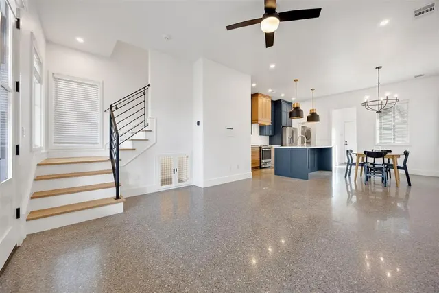 Photo 6 — 966 Hangar Drive, Oklahoma City, OK 73108