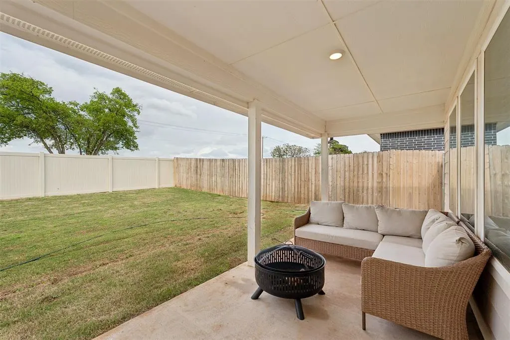 Photo 37 — 9049 NW 149th Street, Yukon, OK 73099