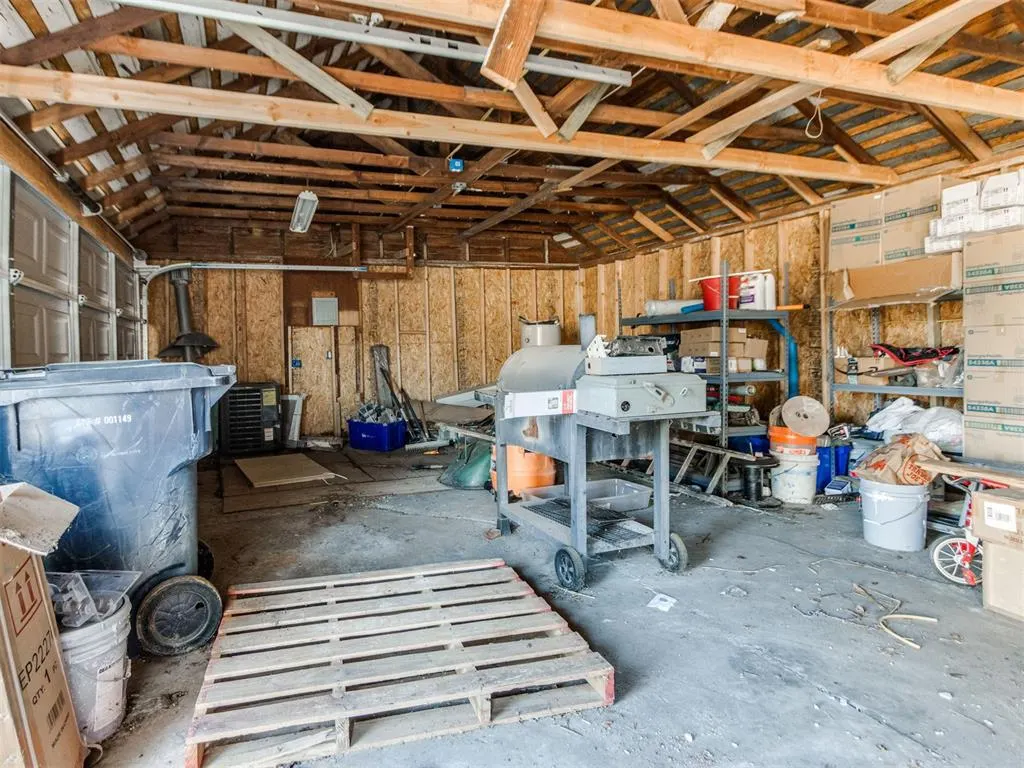 Photo 18 — 1628 Linwood Boulevard, Oklahoma City, OK 73106
