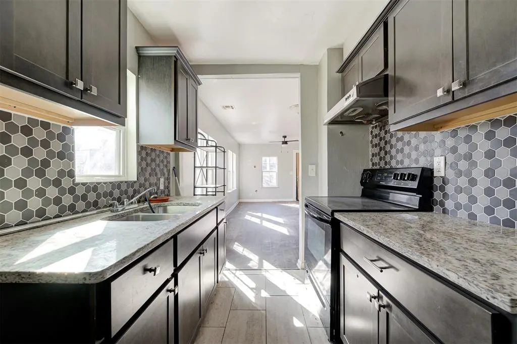 Photo 8 — 1801 E Madison Street, Oklahoma City, OK 73111