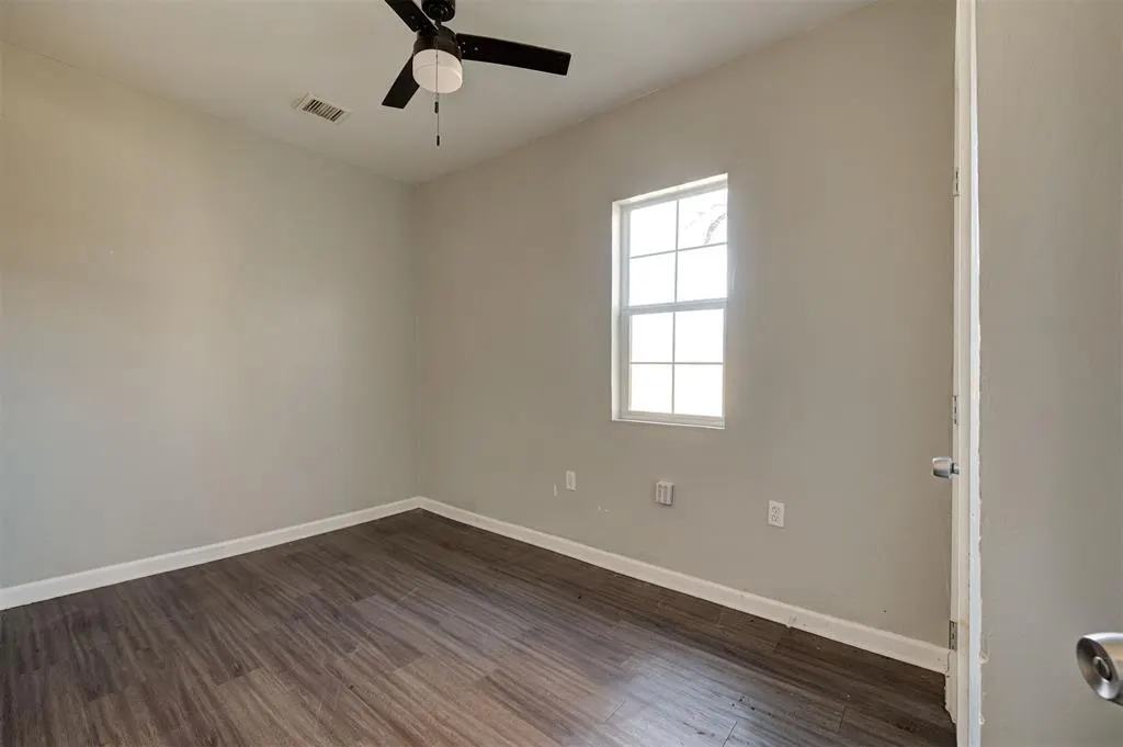 Photo 14 — 1801 E Madison Street, Oklahoma City, OK 73111