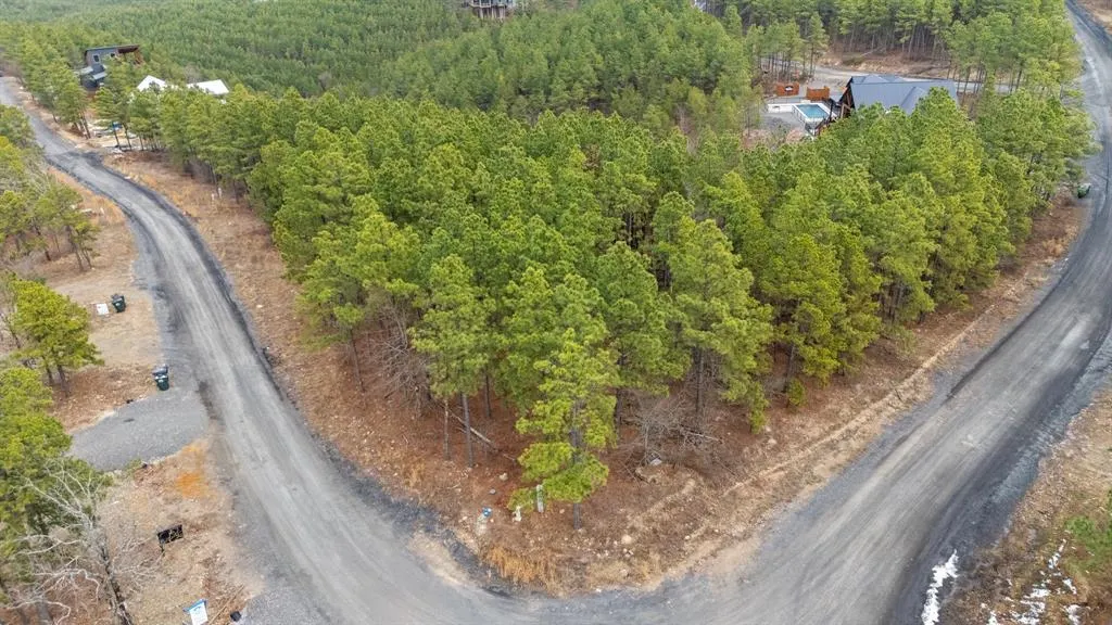 Photo 5 — 905 Timberline Trail, Broken Bow, OK 74728