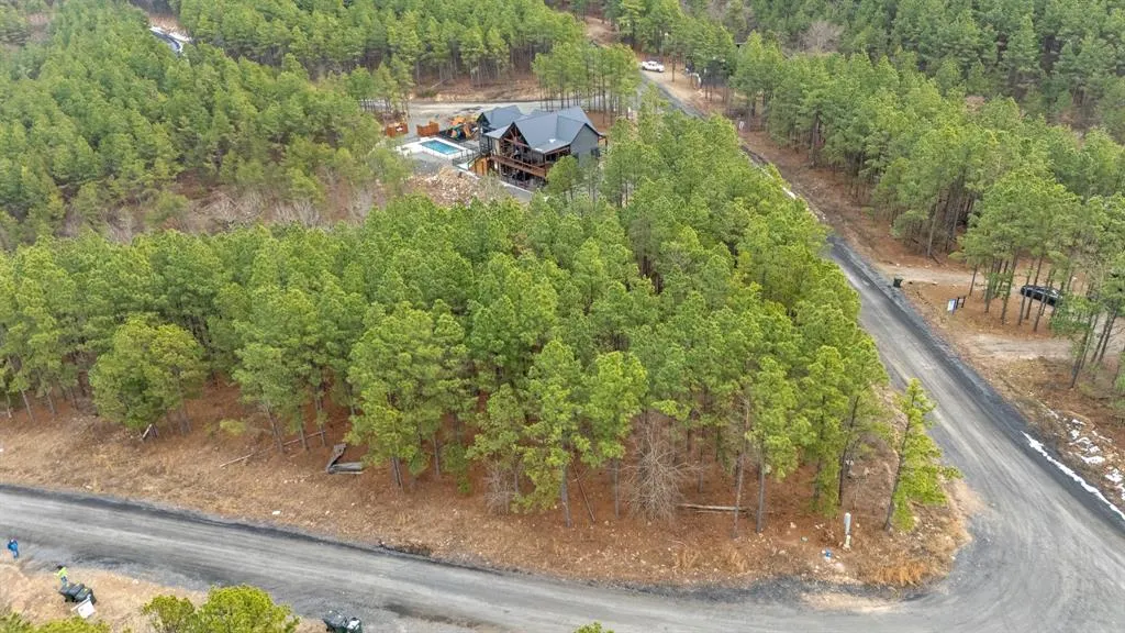 Photo 6 — 905 Timberline Trail, Broken Bow, OK 74728