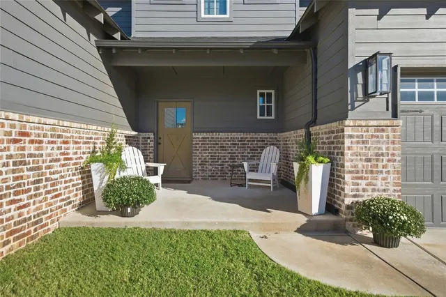 Photo 2 — 4405 NE 125th Court, Edmond, OK 73013