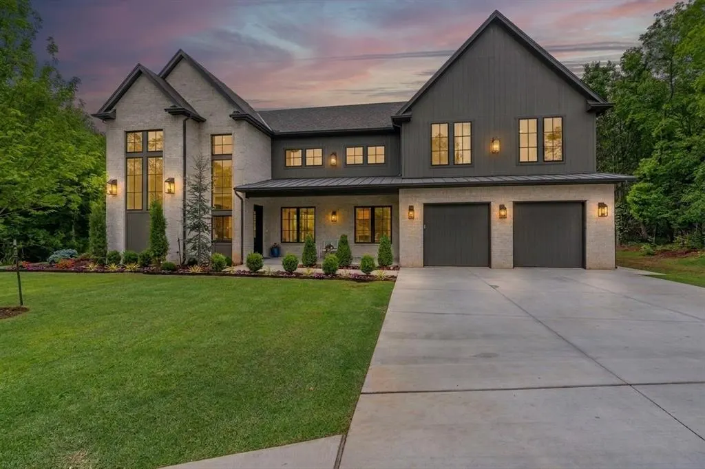 Front exterior — 3224 Hidden Creek Drive, Edmond, OK 73034