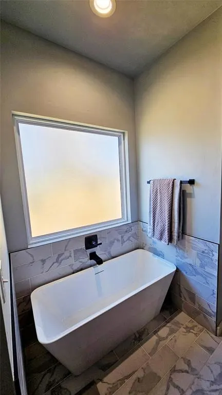 Photo 21 — 1615 NE 9th Street, Oklahoma City, OK 73117