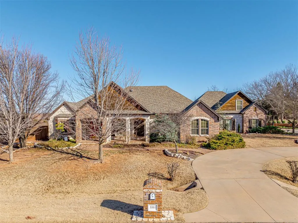 Photo 3 — 3301 Santa Rosa Court, Norman, OK 73071