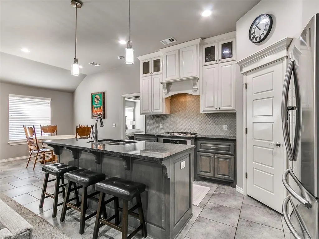 Photo 10 — 8012 NW 160th Street, Edmond, OK 73013
