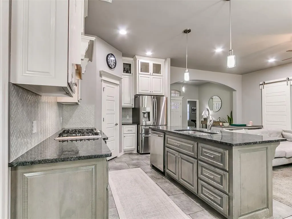 Photo 13 — 8012 NW 160th Street, Edmond, OK 73013