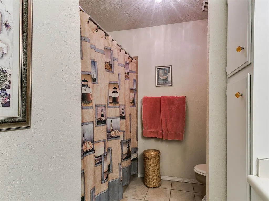 Photo 19 — 8105 NW 23rd Street, Oklahoma City, OK 73127