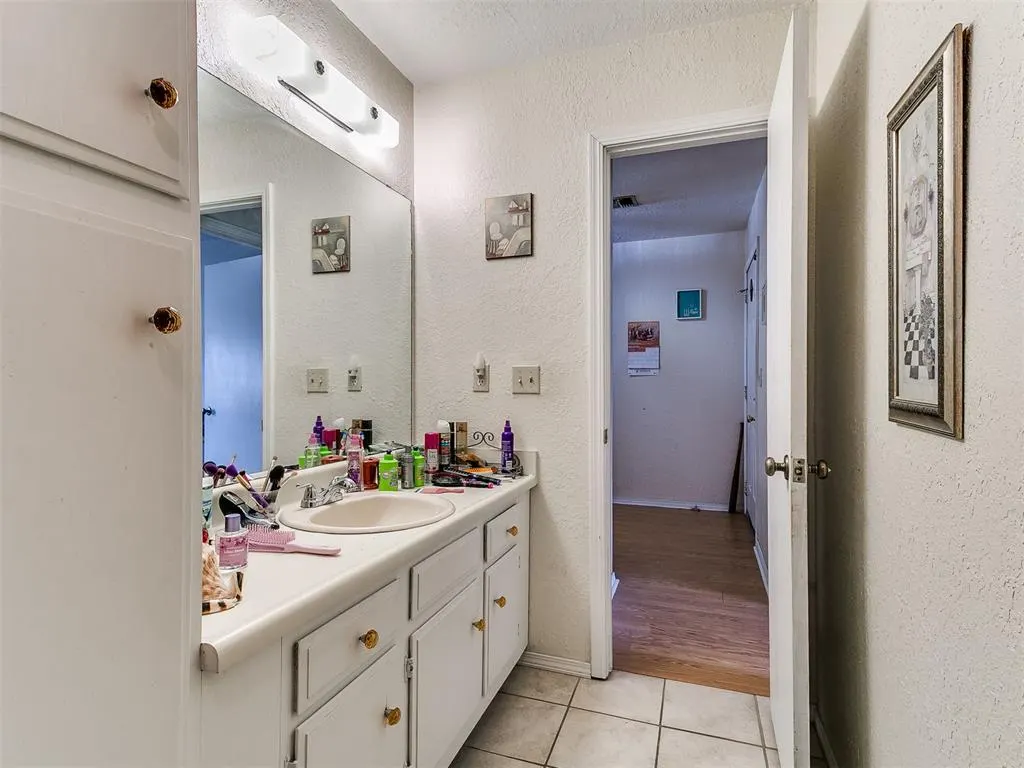 Photo 21 — 8105 NW 23rd Street, Oklahoma City, OK 73127