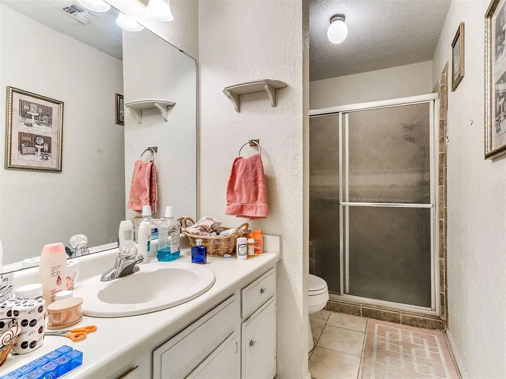 Photo 29 — 8105 NW 23rd Street, Oklahoma City, OK 73127