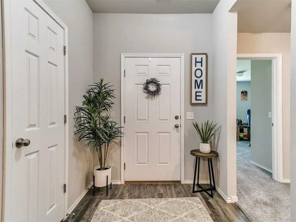 Photo 7 — 1817 Hannah Lane, Oklahoma City, OK 73127