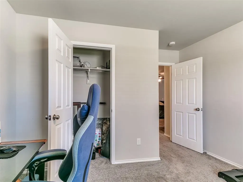 Photo 9 — 1817 Hannah Lane, Oklahoma City, OK 73127