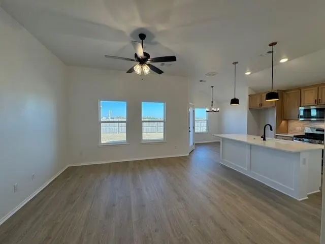 Photo 7 — 705 Elena Drive, Blanchard, OK 73010