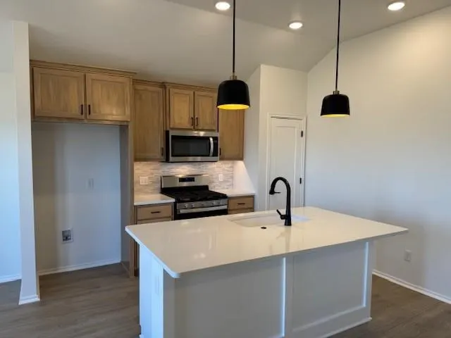 Photo 10 — 705 Elena Drive, Blanchard, OK 73010