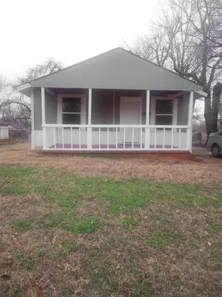Sold home at 710 SE 31st Street