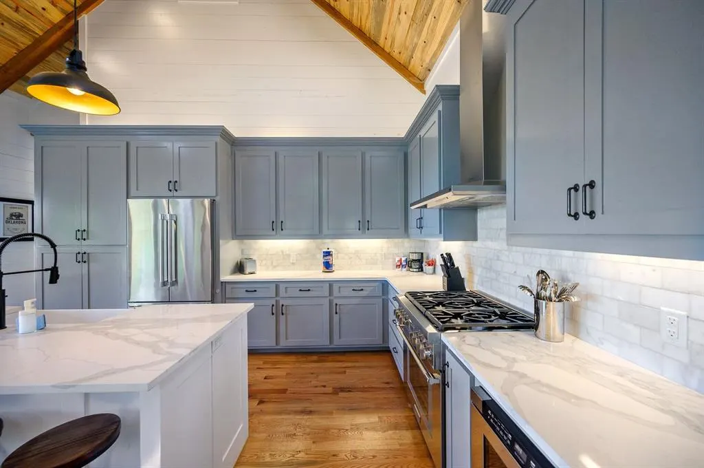 Photo 10 — 119 Gentry Oak Lane, Broken Bow, OK 74728