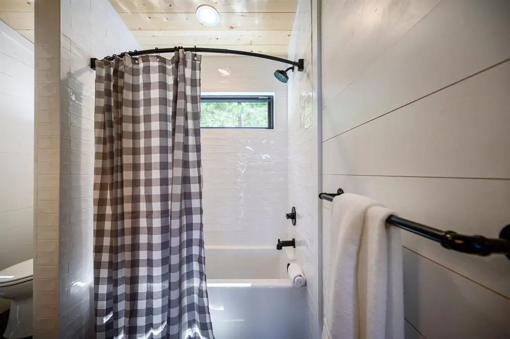 Photo 21 — 119 Gentry Oak Lane, Broken Bow, OK 74728